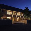 010_Exterior_night_180.jpg